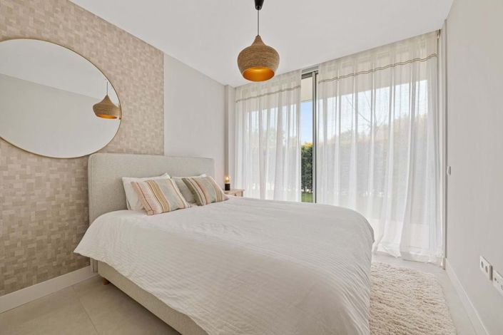 Image No.10-3 Bed Apartment for sale