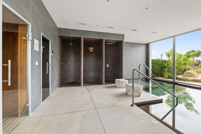 Image No.17-3 Bed Apartment for sale