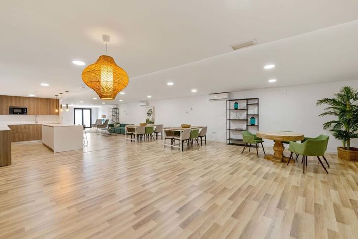 Image No.20-3 Bed Apartment for sale