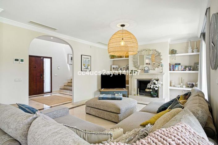 Image No.13-3 Bed Villa for sale