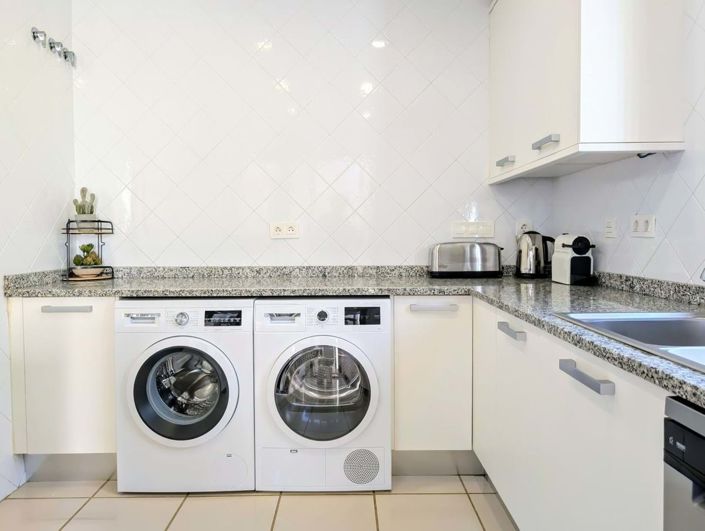 Image No.22-4 Bed Semi-Detached for sale