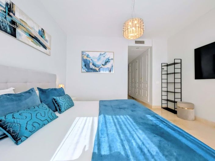 Image No.27-4 Bed Semi-Detached for sale