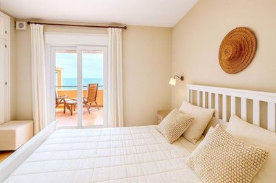 1447-644084-78d1f4f8b6655591b02d22fabb36a692d