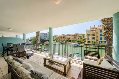 1447-642676-78d1f4f8b6655591b02d22fabb36a692d