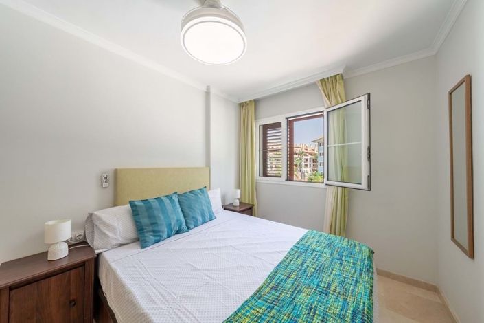 Image No.20-3 Bed Apartment for sale