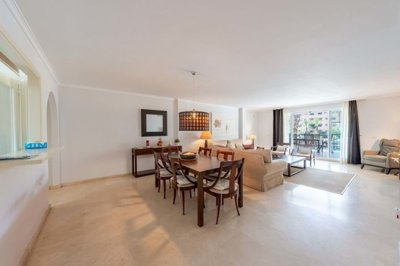 1447-642676-78d1f4f8b6655591b02d22fabb36a692d