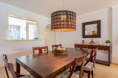 1447-642676-78d1f4f8b6655591b02d22fabb36a692d