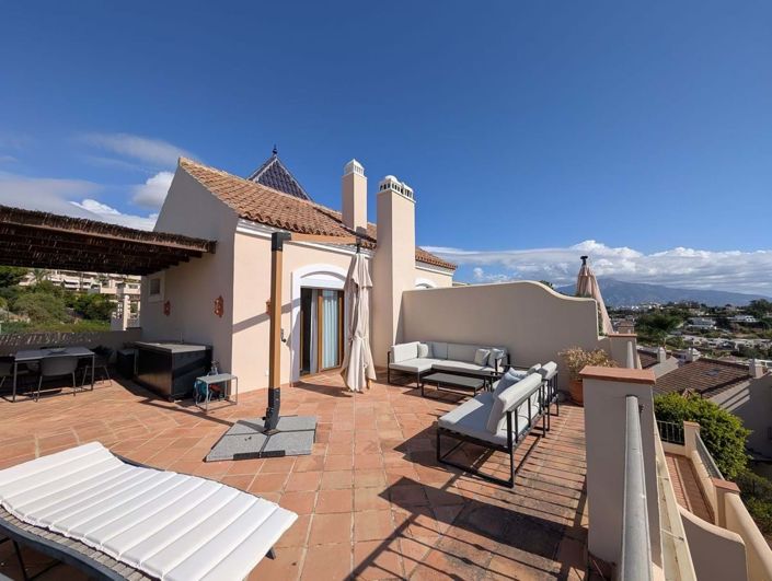 Image No.11-4 Bed Semi-Detached for sale