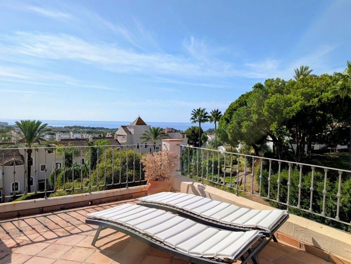 Image No.45-4 Bed Semi-Detached for sale