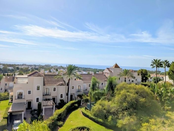 Image No.48-4 Bed Semi-Detached for sale