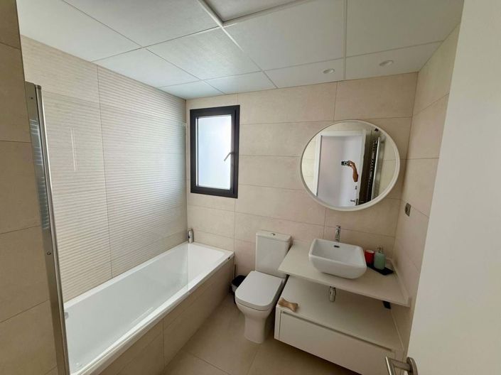 Image No.9-2 Bed Apartment for sale