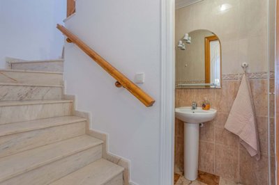 1447-642888-78d1f4f8b6655591b02d22fabb36a692d