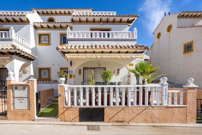 Image No.29-2 Bed Townhouse for sale