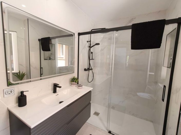 Image No.17-3 Bed Apartment for sale