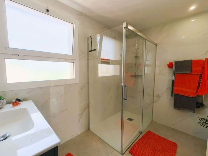 Image No.23-3 Bed Apartment for sale