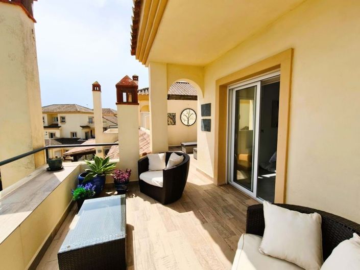 Image No.25-3 Bed Apartment for sale