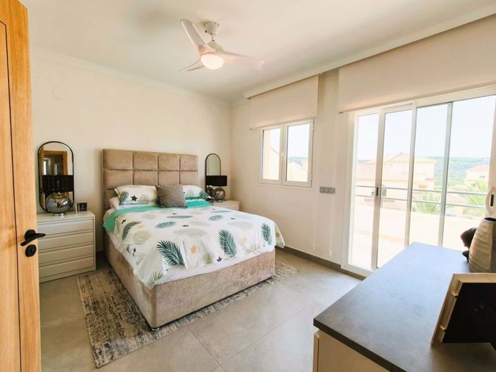Image No.27-3 Bed Apartment for sale
