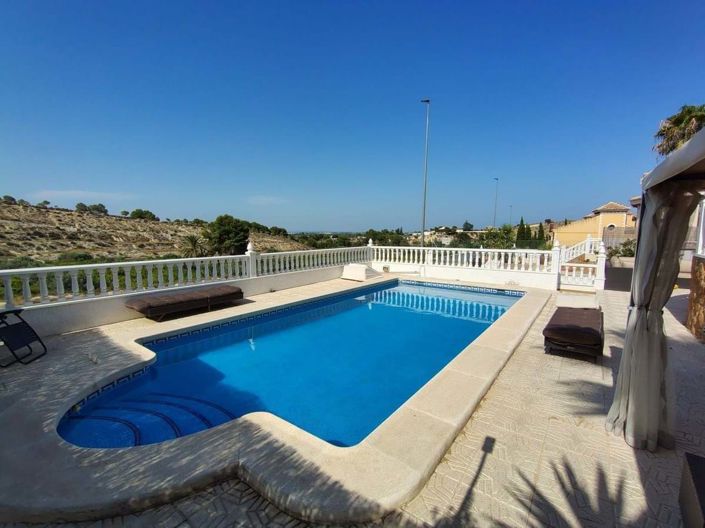 Image No.7-Villa de 3 chambres à vendre à Orihuela Costa