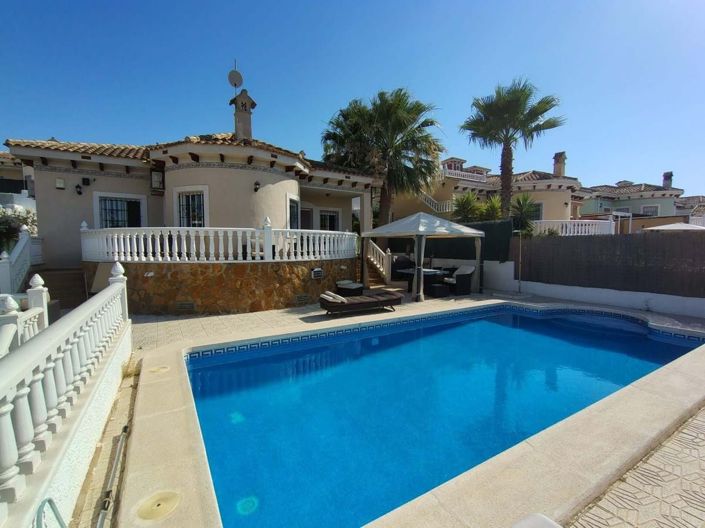 Image No.8-Villa de 3 chambres à vendre à Orihuela Costa