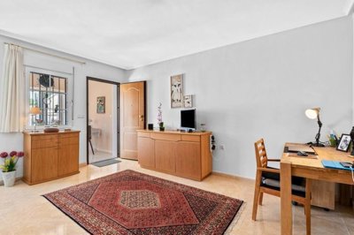 1447-645770-78d1f4f8b6655591b02d22fabb36a692d