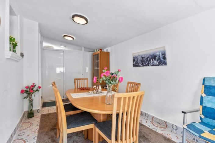 Image No.16-3 Bed Townhouse for sale