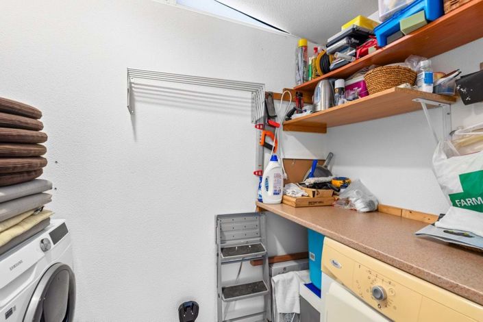 Image No.27-3 Bed Townhouse for sale