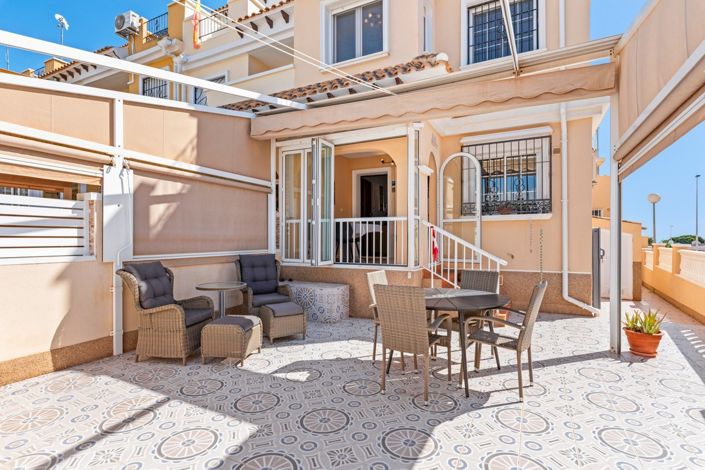 Image No.3-3 Bed Townhouse for sale