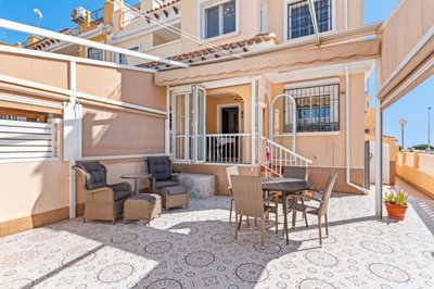 1447-645770-78d1f4f8b6655591b02d22fabb36a692d