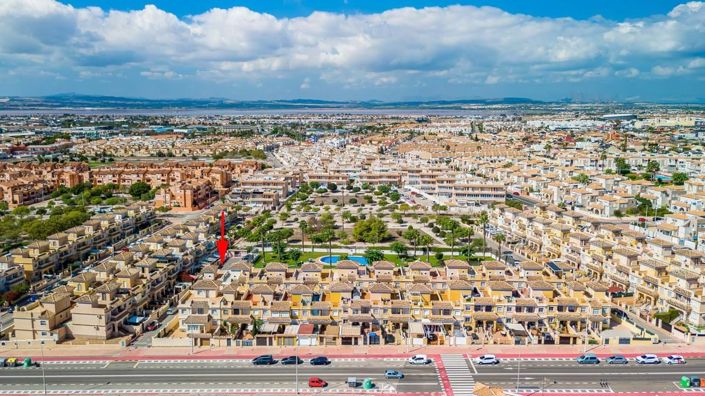 Image No.42-3 Bed Townhouse for sale