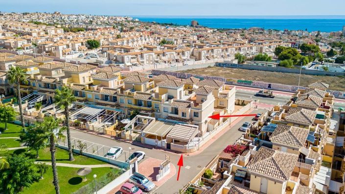 Image No.44-3 Bed Townhouse for sale