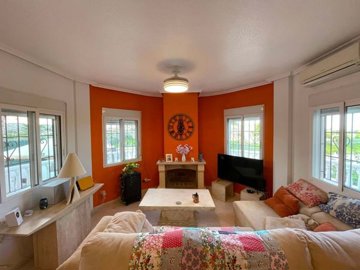 1447-649063-78d1f4f8b6655591b02d22fabb36a692d