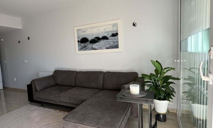 Image No.17-2 Bed Apartment for sale