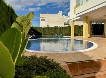 1447-654736-78d1f4f8b6655591b02d22fabb36a692d