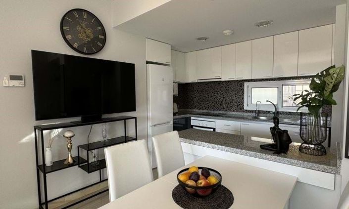 Image No.28-2 Bed Apartment for sale