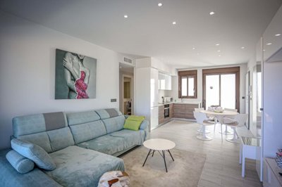 1447-654737-78d1f4f8b6655591b02d22fabb36a692d