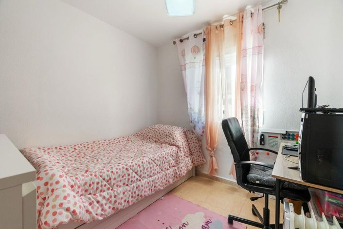 Image No.12-3 Bed Villa for sale