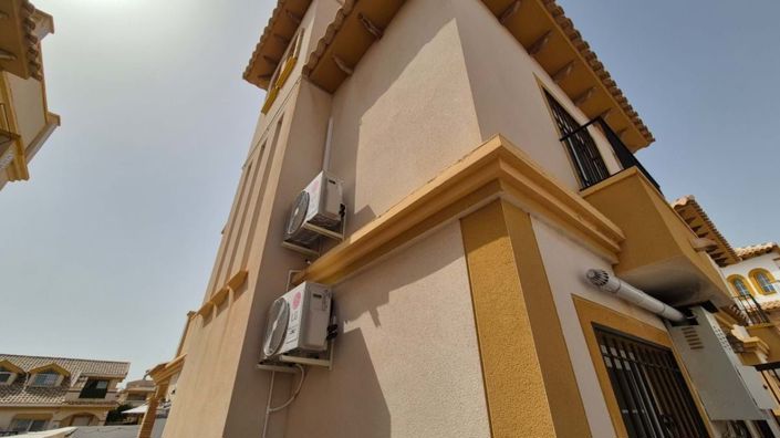 Image No.34-3 Bed Villa for sale