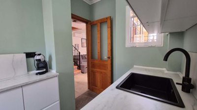 1447-644869-78d1f4f8b6655591b02d22fabb36a692d