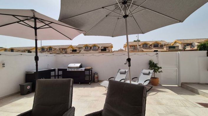 Image No.7-3 Bed Villa for sale