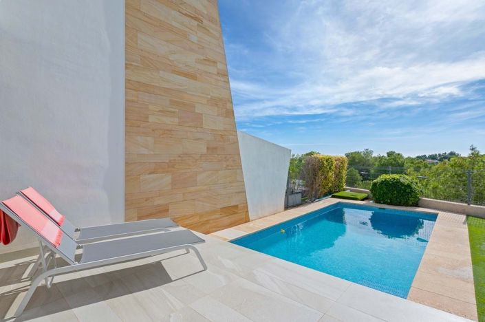 Image No.20-3 Bed Villa for sale