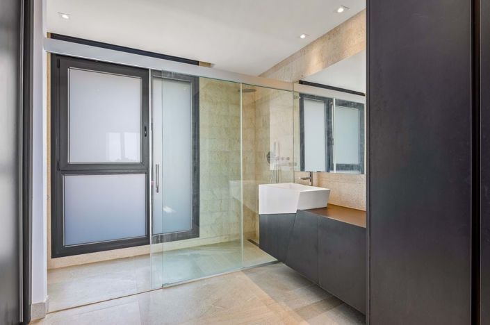 Image No.26-3 Bed Villa for sale