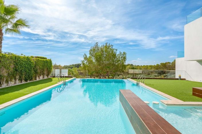 Image No.43-3 Bed Villa for sale