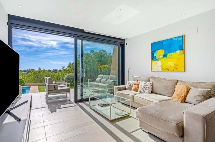 Image No.6-3 Bed Villa for sale