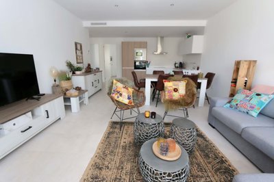 1447-654747-78d1f4f8b6655591b02d22fabb36a692d