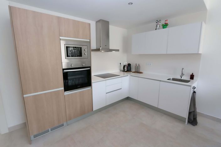 Image No.21-3 Bed Apartment for sale