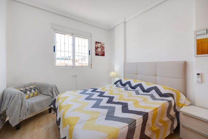 Image No.7-3 Bed Townhouse for sale