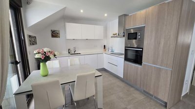 1447-646123-78d1f4f8b6655591b02d22fabb36a692d