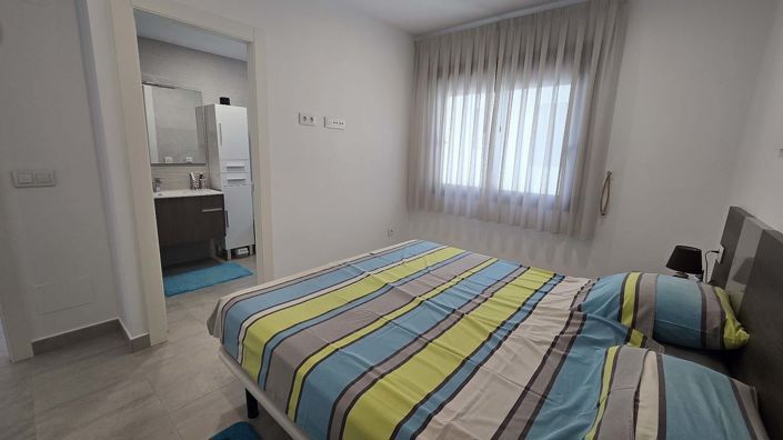 Image No.16-2 Bed Apartment for sale