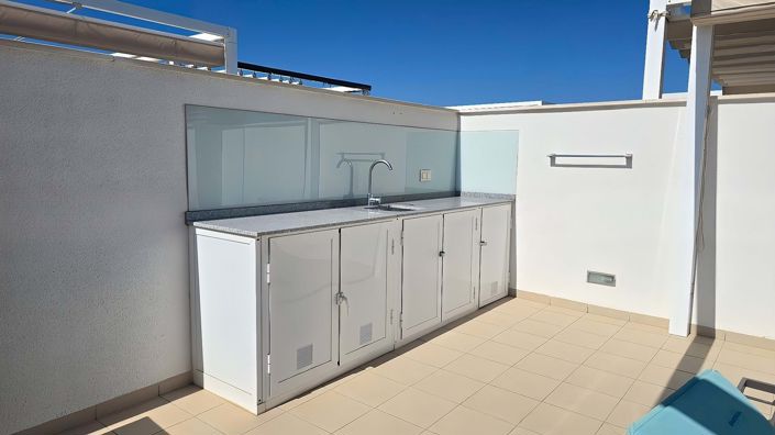 Image No.25-2 Bed Apartment for sale