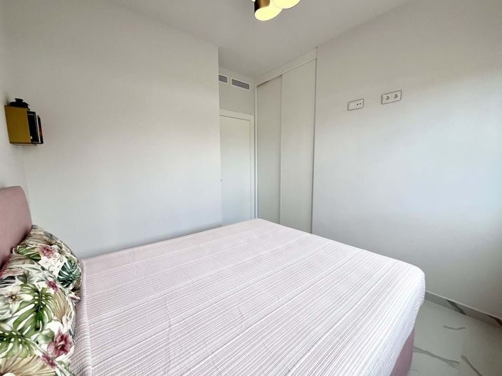 Image No.15-2 Bed Apartment for sale